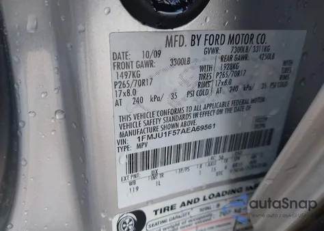 2010 Ford Expedition Xlt z USA, uszkodzony, nr VIN 1FMJU1F57AEA69561